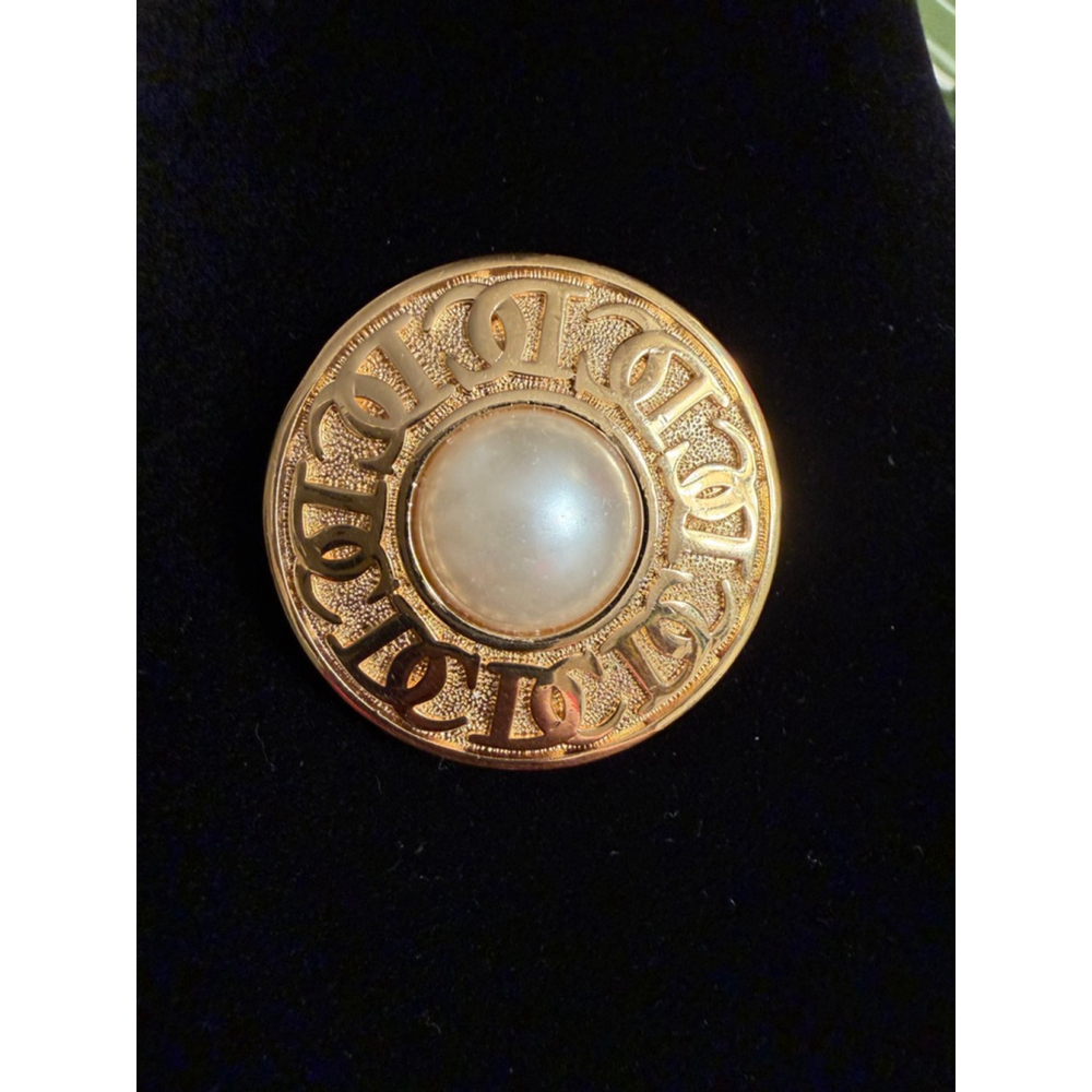 Christian Dior Gold and Faux Pearl Circular Brooch